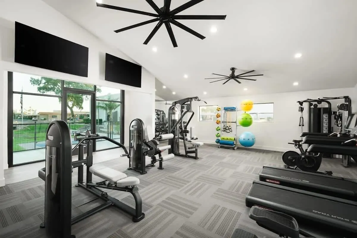 Apartament Spacious 2Bd - Parking, Gym, Pool - Sleep 8 - 5Min Casino Scottsdale