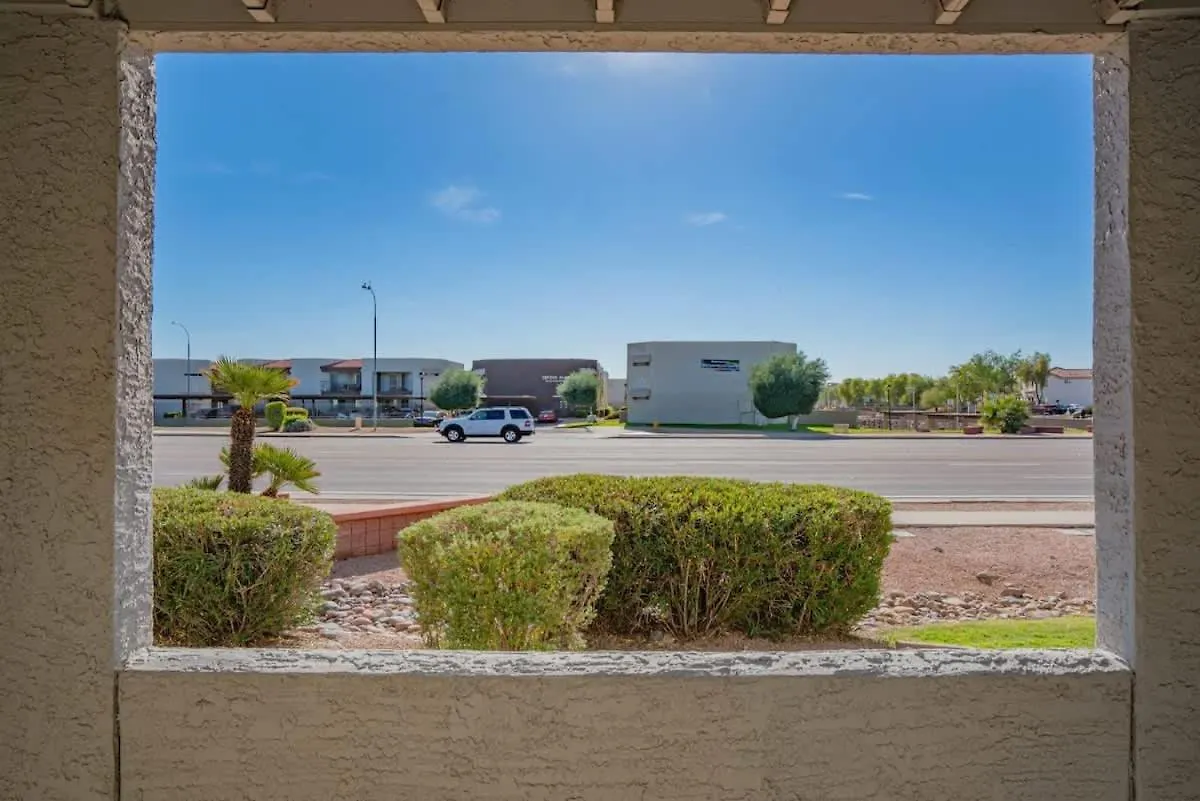Spacious 2Bd - Parking, Gym, Pool - Sleep 8 - 5Min Casino Scottsdale 0*,  Stany Zjednoczone Ameryki