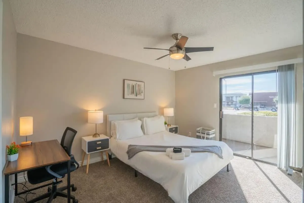 Apartament Spacious 2Bd - Parking, Gym, Pool - Sleep 8 - 5Min Casino Scottsdale