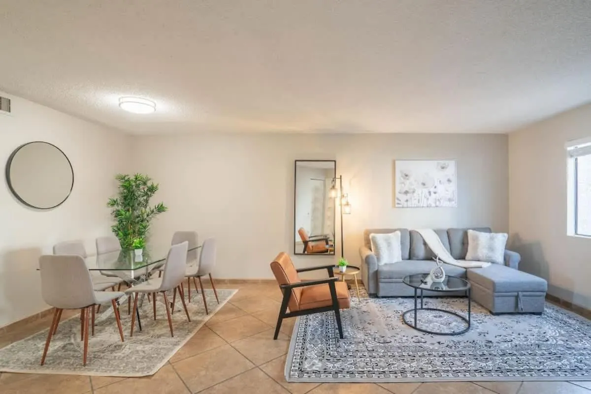 Spacious 2Bd - Parking, Gym, Pool - Sleep 8 - 5Min Casino Scottsdale Stany Zjednoczone Ameryki